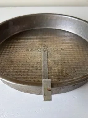 Bake-Rite | Kitchen | Vintage Bakerite Piecake Pan Slider Quickrelease ...